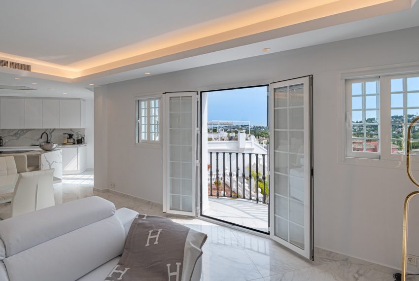 R5014357-House-For-Sale-Nueva-Andalucia-Townhouse-3-Beds-258-Built-9