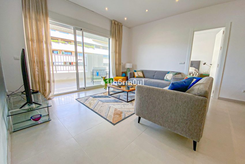 R5026420-Apartment-For-Sale-The-Golden-Mile-Penthouse-2-Beds-139-Built-4