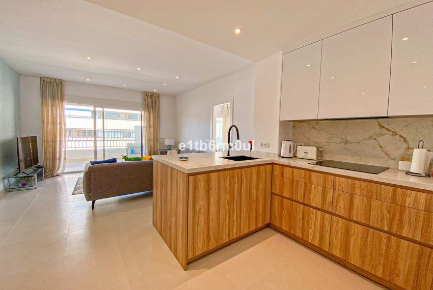 R5026420-Apartment-For-Sale-The-Golden-Mile-Penthouse-2-Beds-139-Built-9