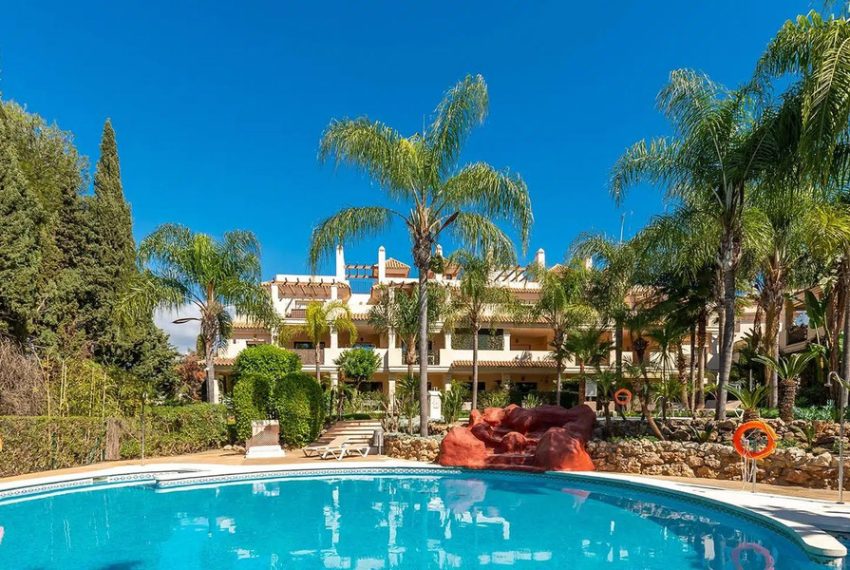 R5043964-Apartment-For-Sale-Nueva-Andalucia-Ground-Floor-Apartment-3-Beds-108-Built-1