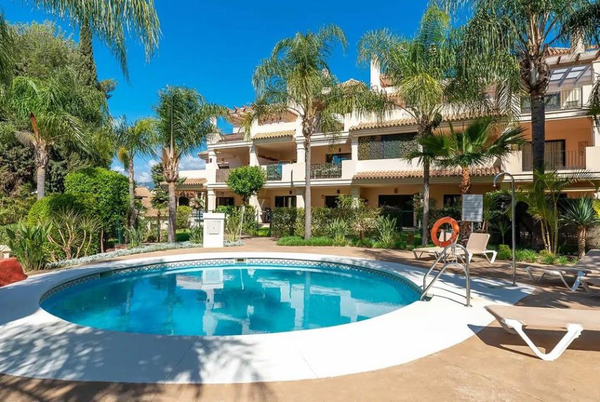 R5043964-Apartment-For-Sale-Nueva-Andalucia-Ground-Floor-Apartment-3-Beds-108-Built