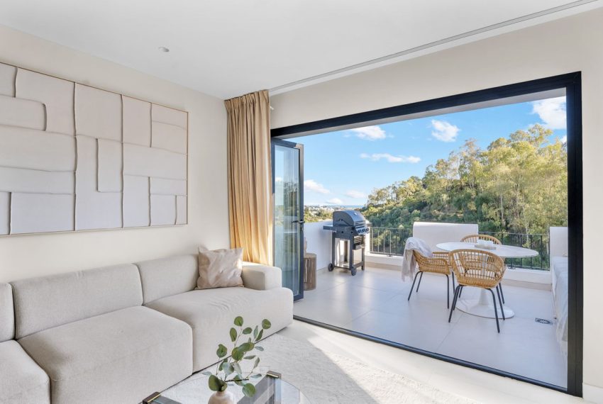 R5050198-Apartment-For-Sale-Benahavis-Middle-Floor-Apartment-3-Beds-110-Built-3