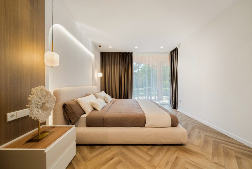 R5050957-Apartment-For-Sale-Nueva-Andalucia-Ground-Floor-Apartment-3-Beds-162-Built-12