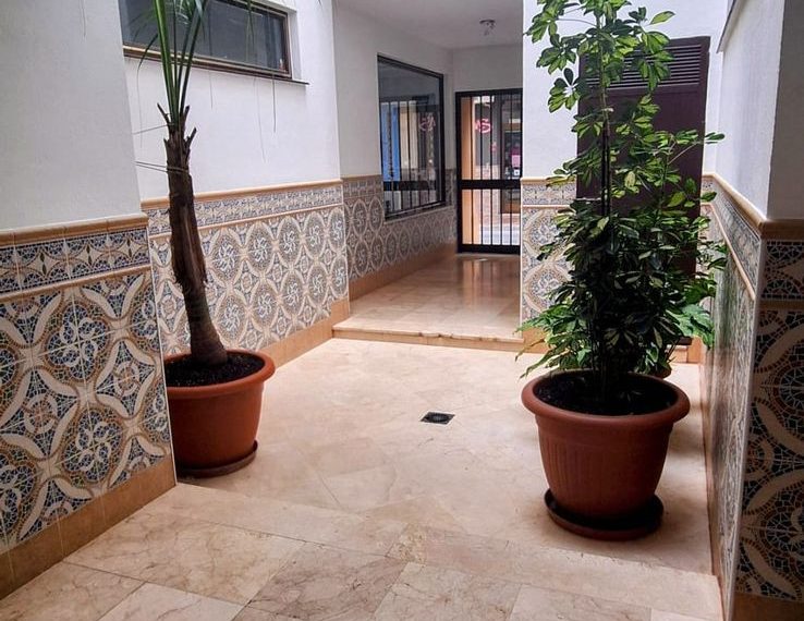 R5052454-Apartment-For-Sale-Marbella-Middle-Floor-Apartment-3-Beds-106-Built-1