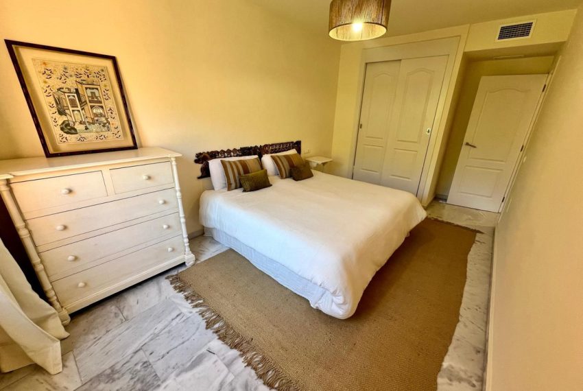 R5056471-Apartment-For-Sale-The-Golden-Mile-Penthouse-Duplex-3-Beds-135-Built-14