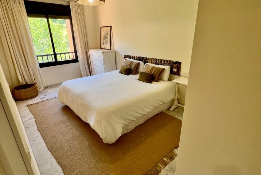 R5056471-Apartment-For-Sale-The-Golden-Mile-Penthouse-Duplex-3-Beds-135-Built-19