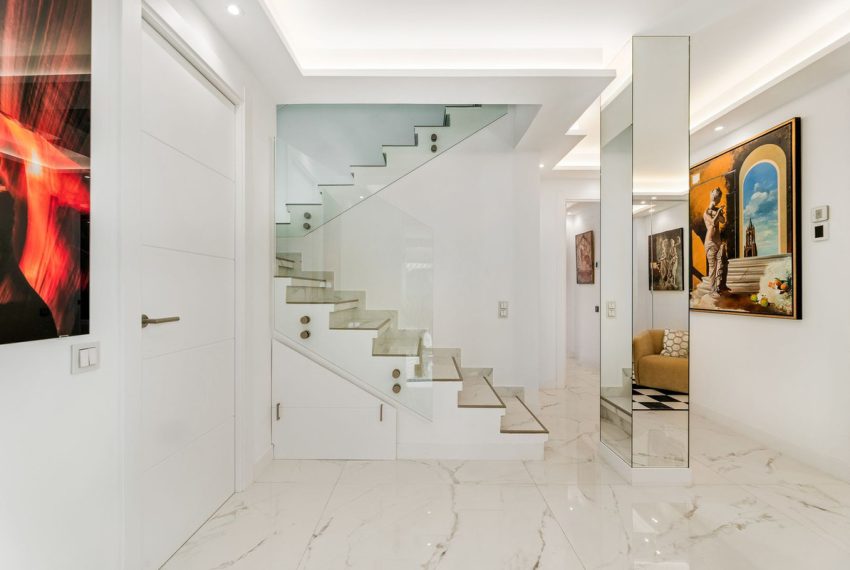 R5080897-Apartment-For-Sale-Puerto-Banus-Penthouse-Duplex-4-Beds-195-Built-18