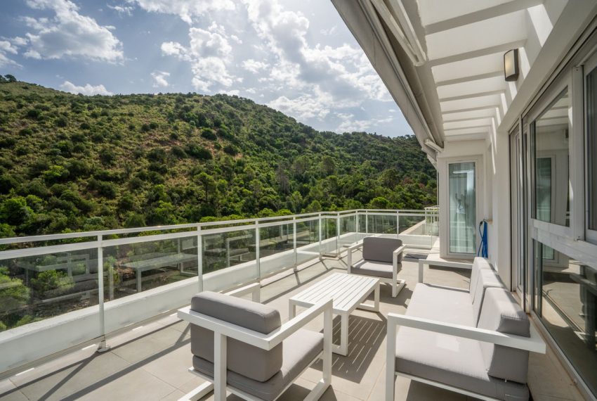 R5083129-Apartment-For-Sale-Benahavis-Penthouse-3-Beds-135-Built-2