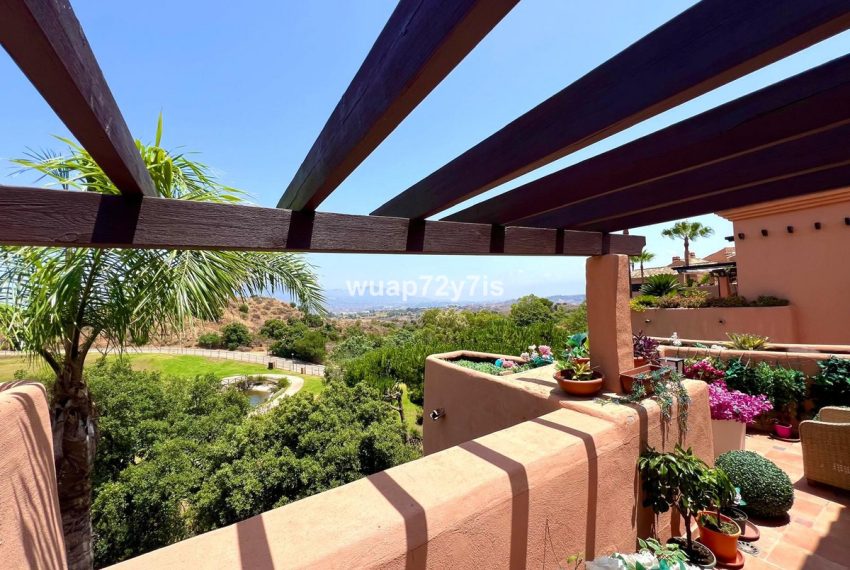 R5084263-Apartment-For-Sale-La-Mairena-Penthouse-2-Beds-95-Built-1