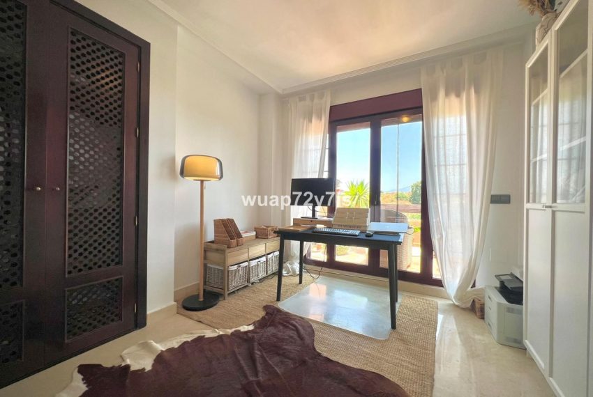 R5084263-Apartment-For-Sale-La-Mairena-Penthouse-2-Beds-95-Built-11