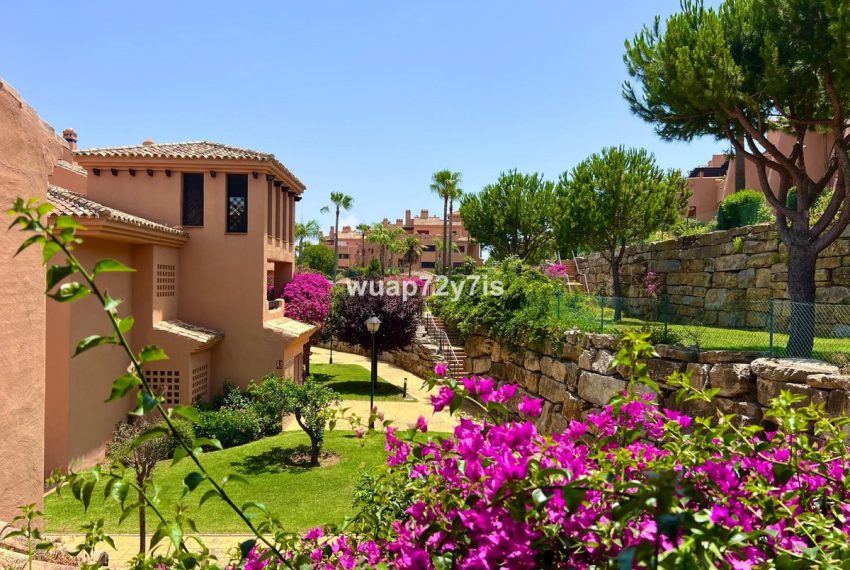 R5084263-Apartment-For-Sale-La-Mairena-Penthouse-2-Beds-95-Built-18