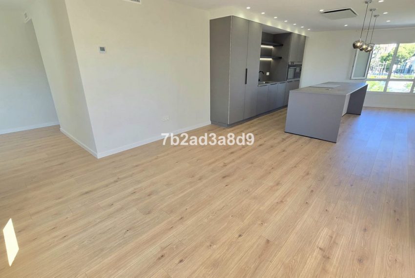 R5108839-Apartment-For-Sale-San-Pedro-de-Alcantara-Penthouse-4-Beds-230-Built-3