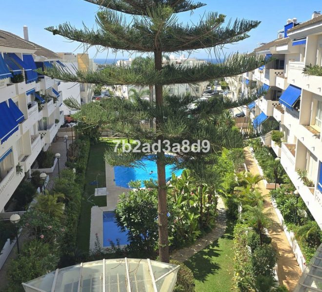 R5108839-Image 1-Penthouse - 4 Beds - 230 Built