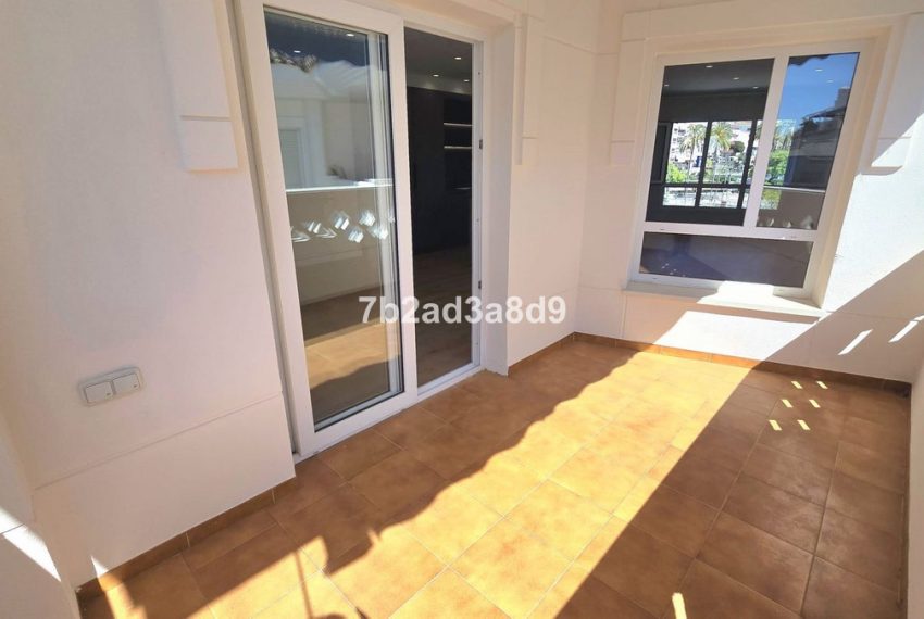 R5108839-Apartment-For-Sale-San-Pedro-de-Alcantara-Penthouse-4-Beds-230-Built-9