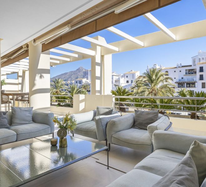 R5126548-Image 1-Middle Floor Apartment - 4 Beds - 222 Built