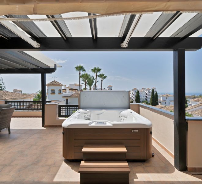 R5131831-Image 1-Penthouse - 3 Beds - 206 Built