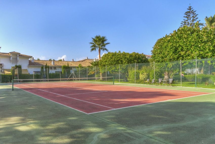 R5135311-Apartment-For-Sale-The-Golden-Mile-Duplex-2-Beds-62-Built-10