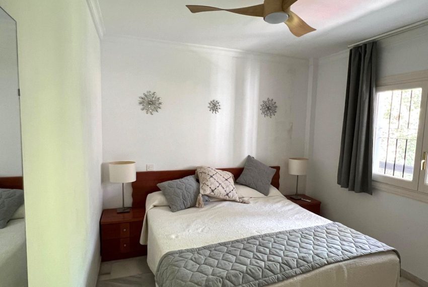 R5135311-Apartment-For-Sale-The-Golden-Mile-Duplex-2-Beds-62-Built-8