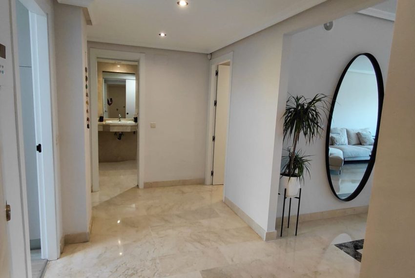 R5141980-Apartment-For-Sale-Nagueles-Middle-Floor-Apartment-2-Beds-129-Built-11