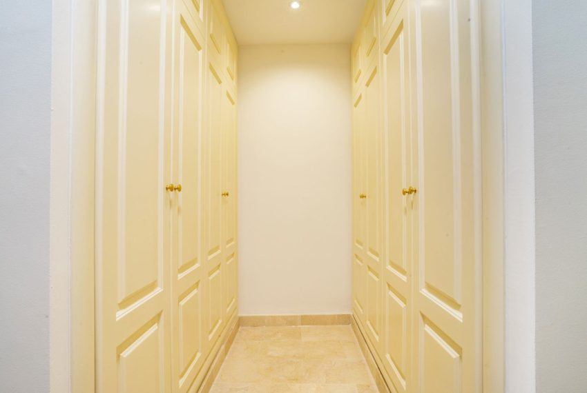 R5153680-Apartment-For-Sale-Marbella-Ground-Floor-Apartment-3-Beds-192-Built-1