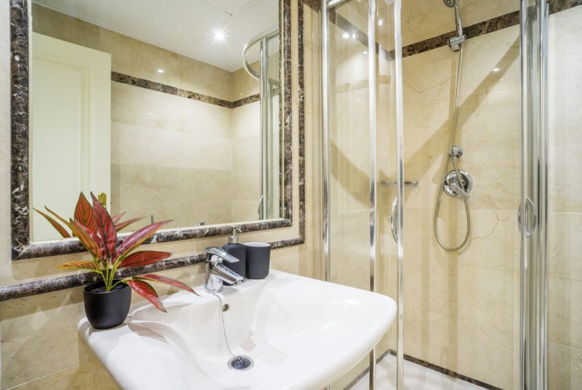 R5153680-Apartment-For-Sale-Marbella-Ground-Floor-Apartment-3-Beds-192-Built-12