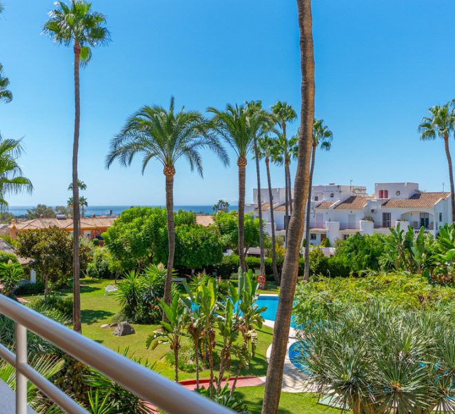 R5159827-Image 1-Middle Floor Apartment - 2 Beds - 93 Built