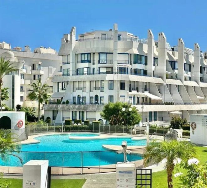 R5160826-Image 1-Duplex - 2 Beds - 125 Built