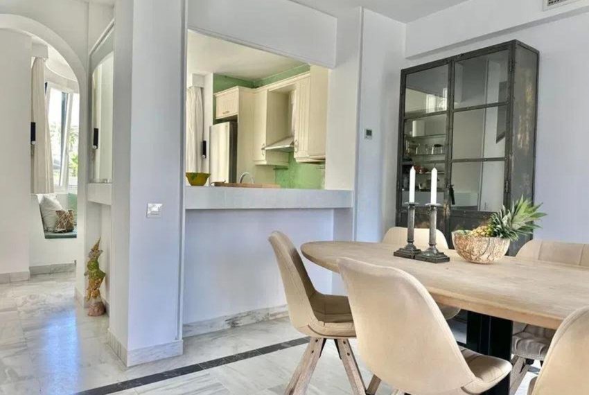 R5160826-Apartment-For-Sale-The-Golden-Mile-Duplex-2-Beds-125-Built-8