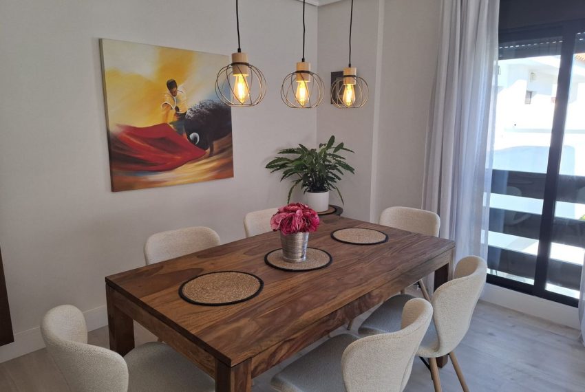 R5168800-Apartment-For-Sale-Nueva-Andalucia-Middle-Floor-Apartment-3-Beds-131-Built-1