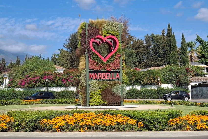 R5168800-Apartment-For-Sale-Nueva-Andalucia-Middle-Floor-Apartment-3-Beds-131-Built