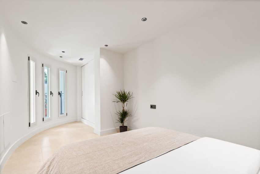 R5176876-Apartment-For-Sale-Nueva-Andalucia-Ground-Floor-Apartment-3-Beds-170-Built-17