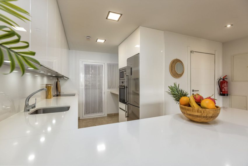 R5195074-Apartment-For-Sale-Nueva-Andalucia-Ground-Floor-Apartment-2-Beds-118-Built-10