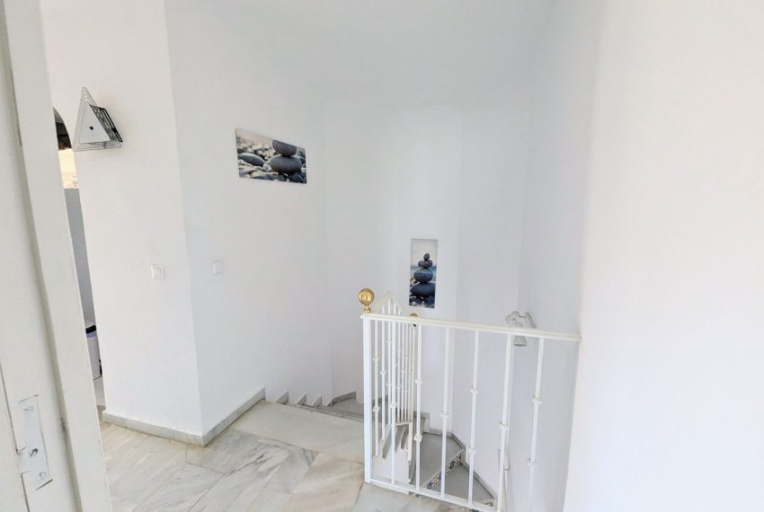 R5199724-Apartment-For-Sale-Calahonda-Penthouse-2-Beds-90-Built-16