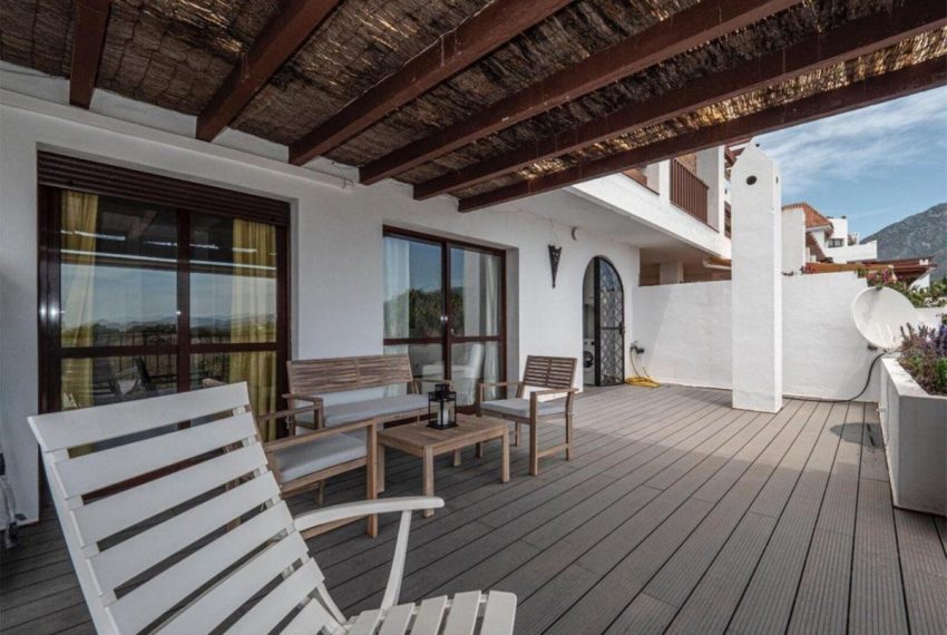 R5202553-Apartment-For-Sale-The-Golden-Mile-Middle-Floor-Apartment-2-Beds-90-Built-3