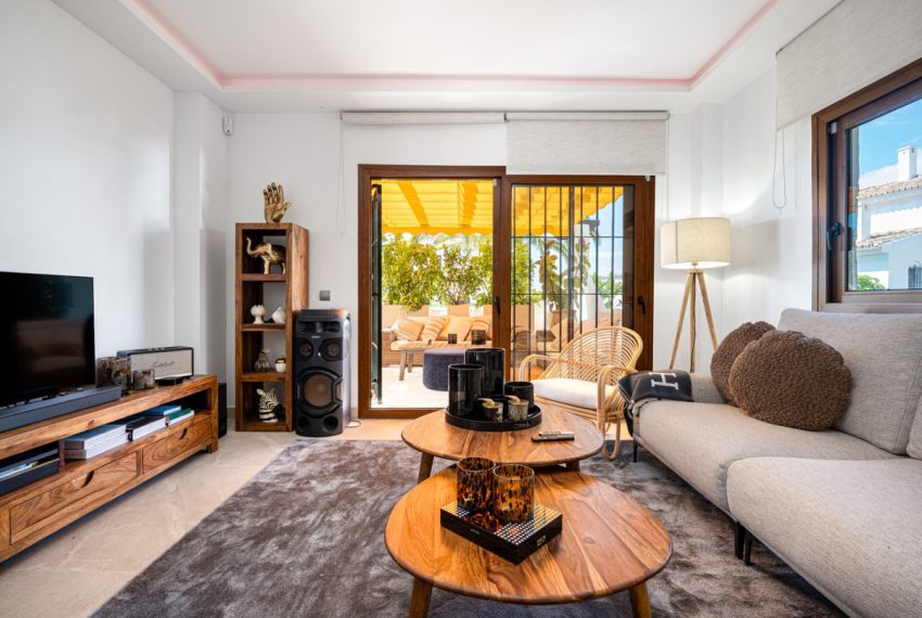 R5203297-Apartment-For-Sale-Nueva-Andalucia-Ground-Floor-Apartment-3-Beds-163-Built-9