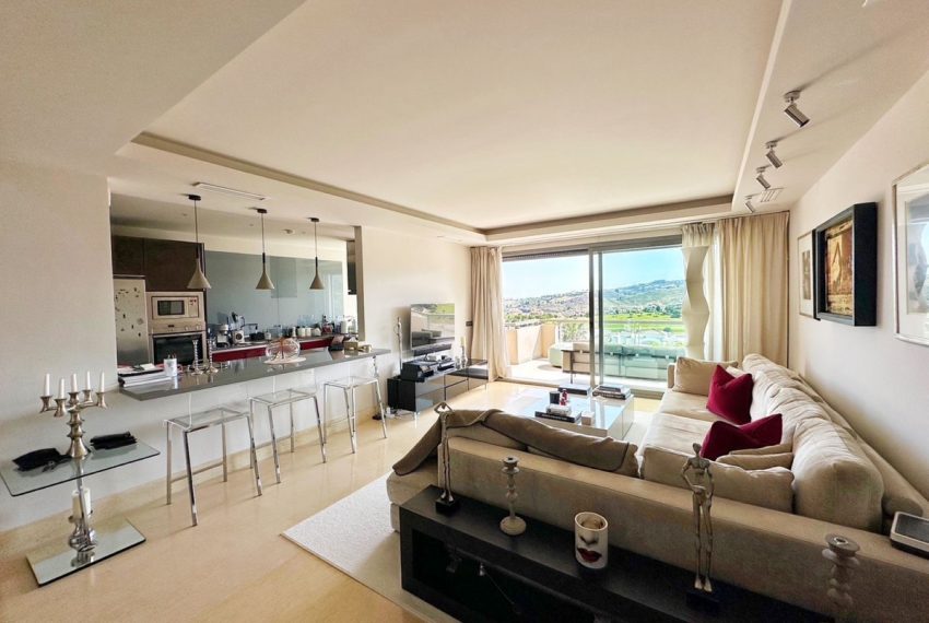 R5211541-Apartment-For-Sale-Los-Arqueros-Penthouse-Duplex-2-Beds-240-Built-10
