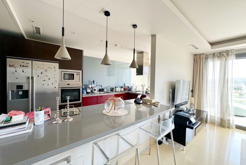 R5211541-Apartment-For-Sale-Los-Arqueros-Penthouse-Duplex-2-Beds-240-Built-11