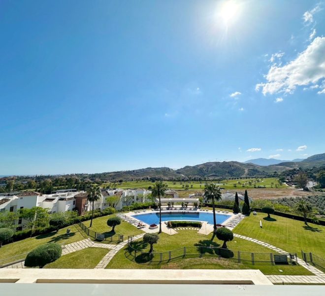 R5211541-Image 1-Penthouse Duplex - 2 Beds - 240 Built