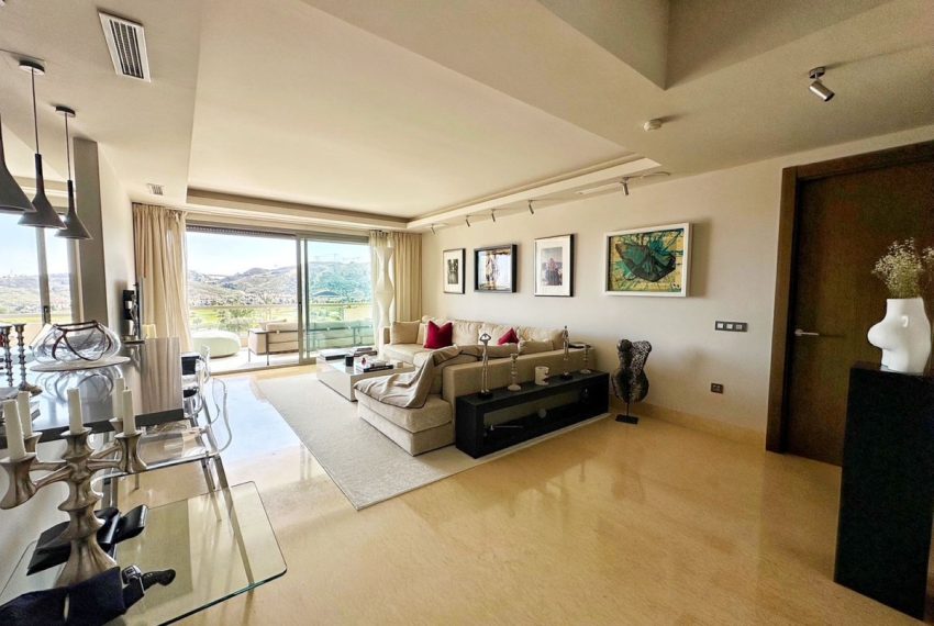 R5211541-Apartment-For-Sale-Los-Arqueros-Penthouse-Duplex-2-Beds-240-Built-8