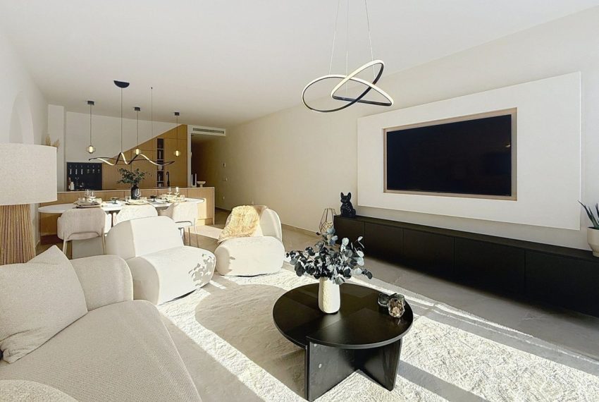 R5215654-House-For-Sale-Nueva-Andalucia-Townhouse-4-Beds-230-Built-19