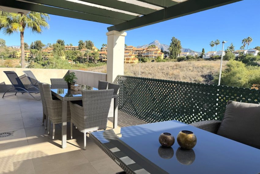 R5217685-Apartment-For-Sale-Nueva-Andalucia-Penthouse-2-Beds-110-Built