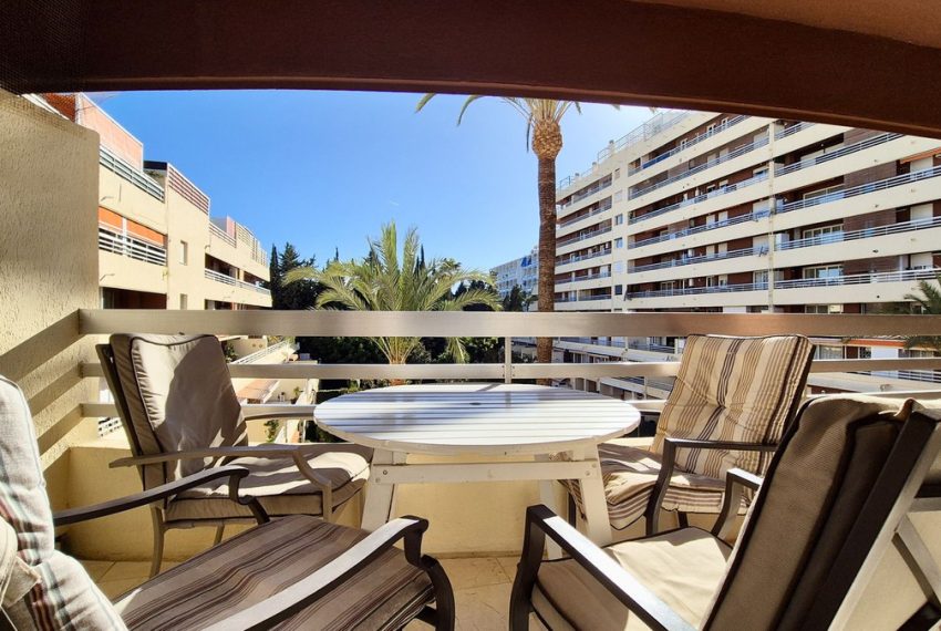 R5218408-Apartment-For-Sale-Marbella-Middle-Floor-Apartment-3-Beds-151-Built-1