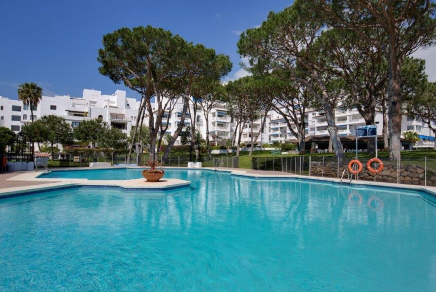 R5220367-Apartment-For-Sale-Puerto-Banus-Middle-Floor-Apartment-2-Beds-108-Built-1