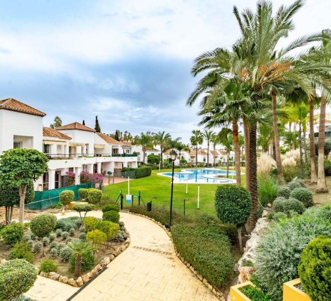 R5220412-Image 1-Ground Floor Apartment - 2 Beds - 113 Built