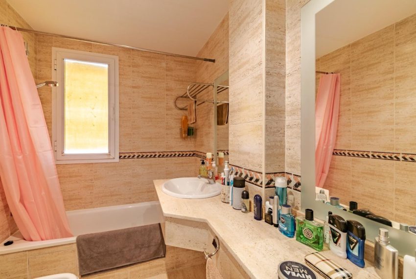 R5220412-Apartment-For-Sale-Marbella-Ground-Floor-Apartment-2-Beds-113-Built-8