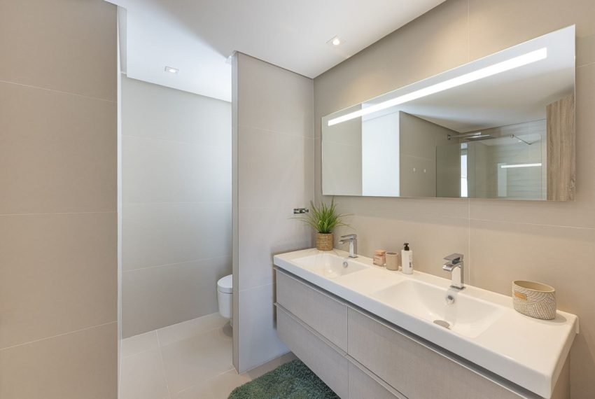 R5221219-Apartment-For-Sale-Benahavis-Penthouse-Duplex-3-Beds-296-Built-15