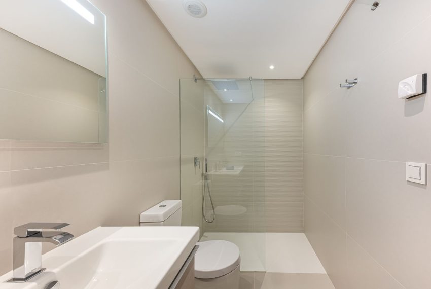 R5221219-Apartment-For-Sale-Benahavis-Penthouse-Duplex-3-Beds-296-Built-18