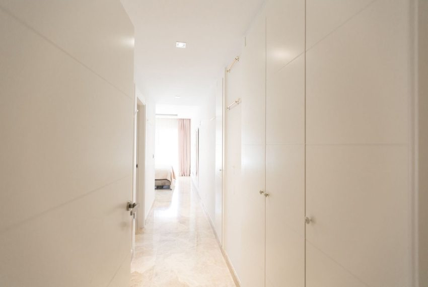 R5221963-Apartment-For-Sale-Nueva-Andalucia-Ground-Floor-Apartment-2-Beds-164-Built-15