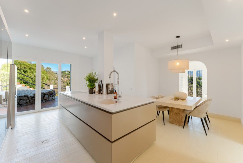 R5225707-House-For-Sale-El-Madronal-Detached-Villa-6-Beds-531-Built-7