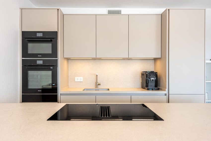 R5226784-House-For-Sale-Nueva-Andalucia-Townhouse-4-Beds-255-Built-4